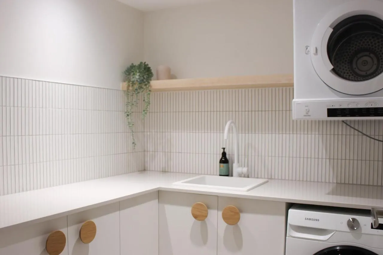 אלכסנדרה הדלנד Mirage Luxury Beachside 3 Bedroom Apartment  אלכסנדרה הדלנד